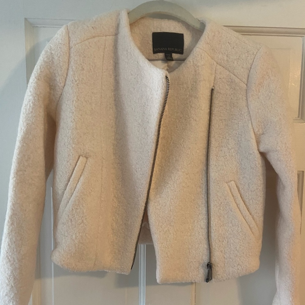 NWT Banana Republic Cream Cropped Jacket